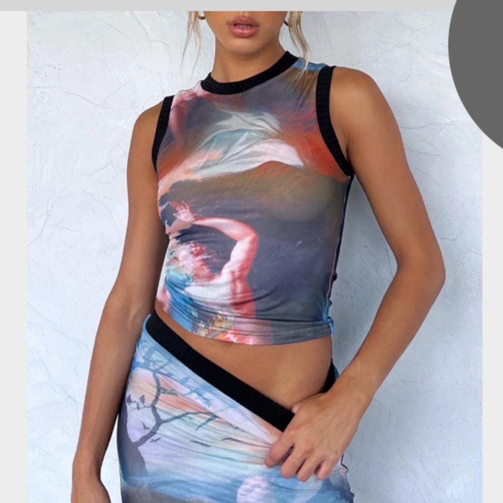 White fox Venus tank
